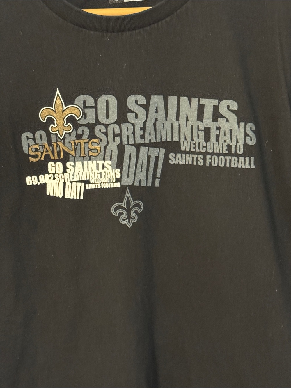NFL New Orleans Saints Black Graphic Tshirt - Picture 4 of 4